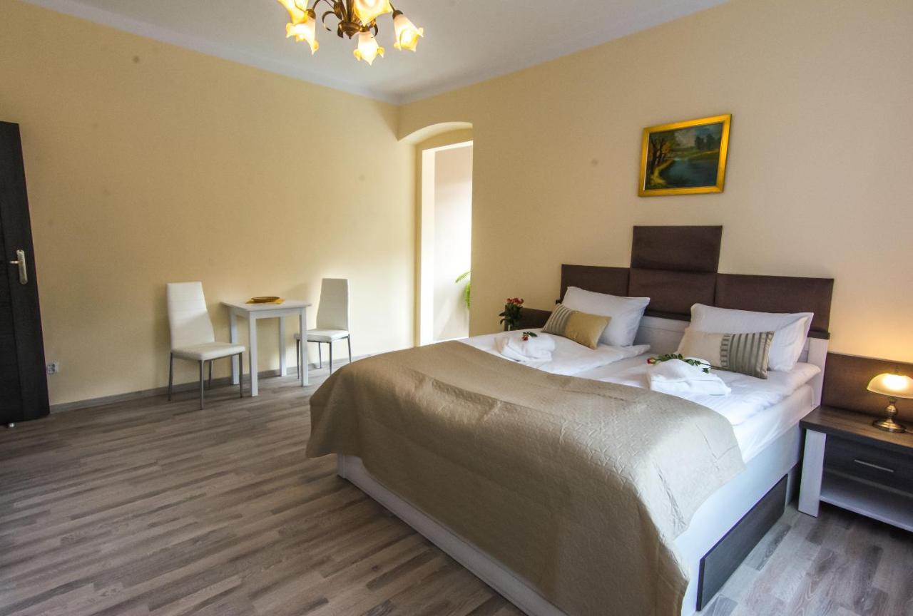 Apartamenty Izerskie - Ul. Wczasowa 8 Świeradów-Zdrój Buitenkant foto